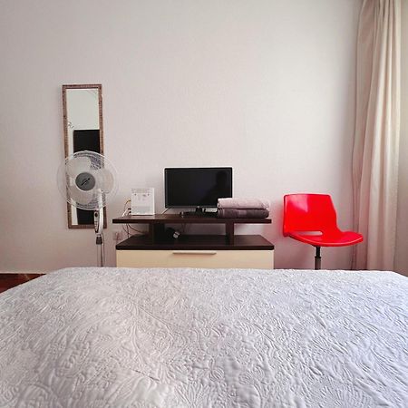 ウエルバVivienda La Mercedアパートメント エクステリア 写真